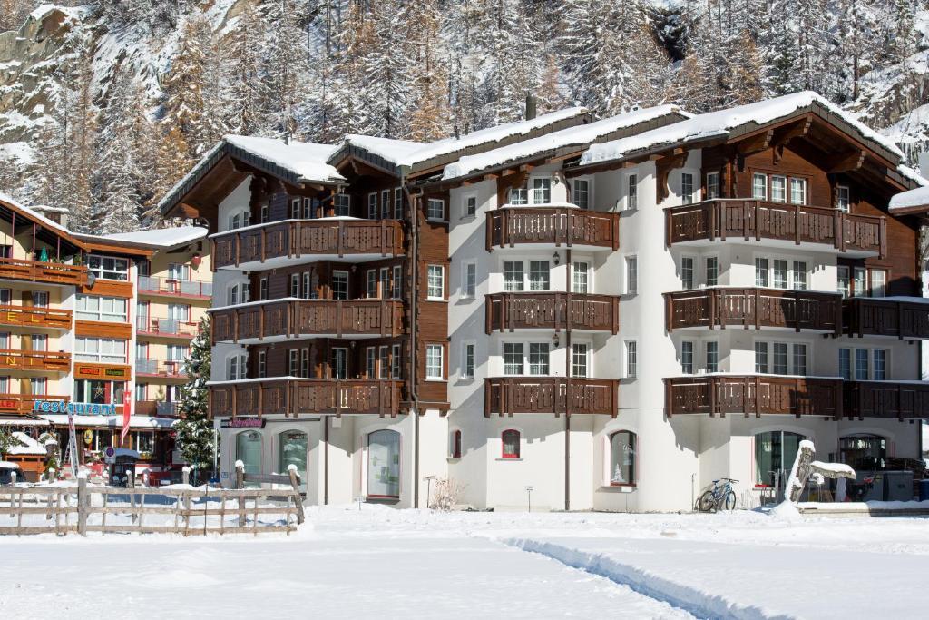 Haus Evita Saas-Grund Exteriér fotografie